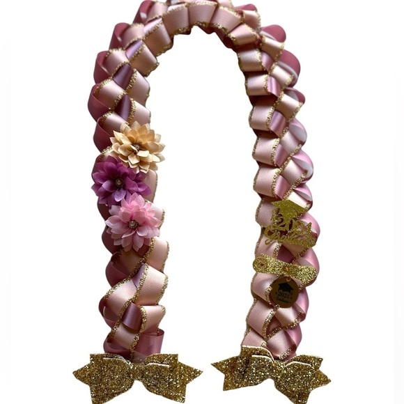 Custom Graduation Lei, Birthday Money Class of 2024 All Occasion Leis - Picture 1 of 17